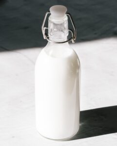 frasco con leche